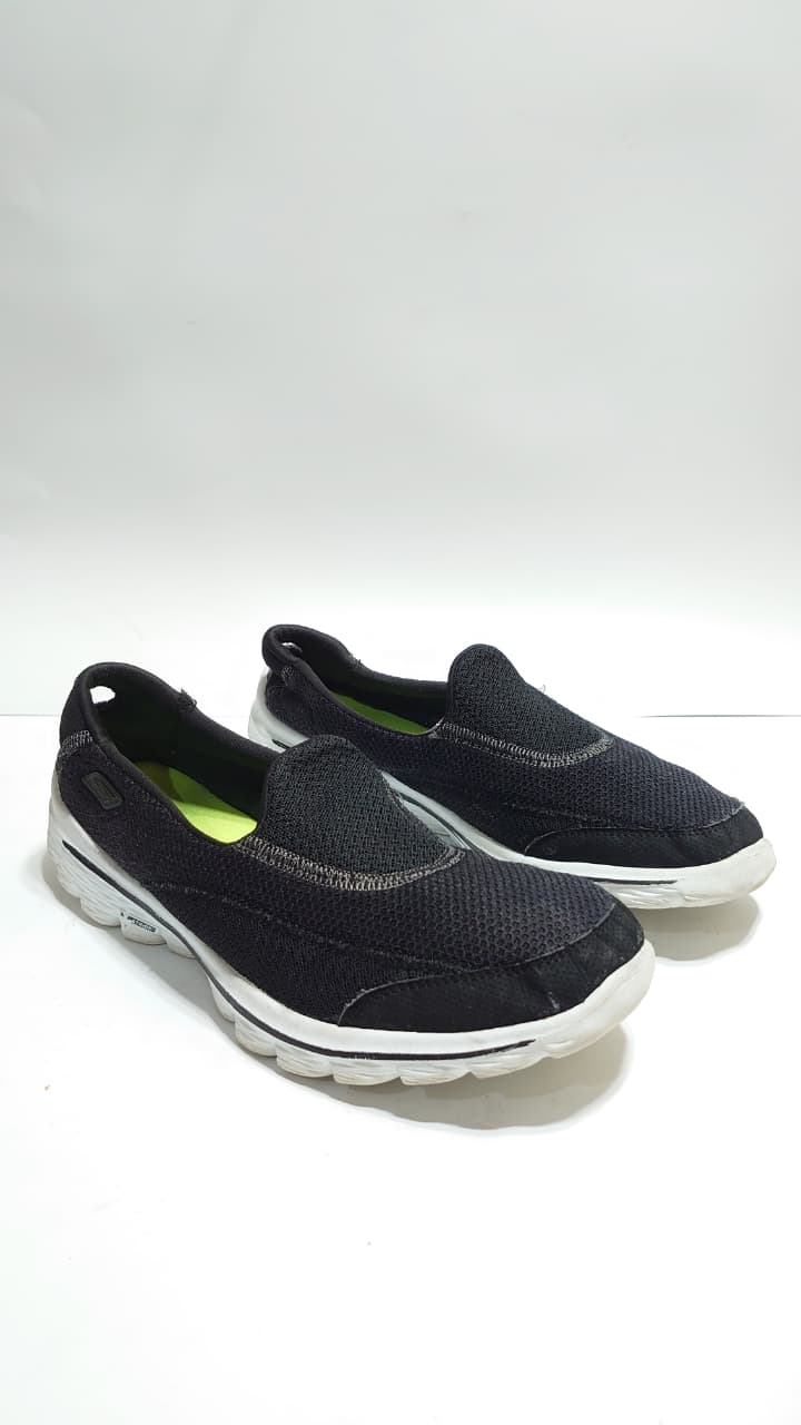 Skechers GO WALK 2