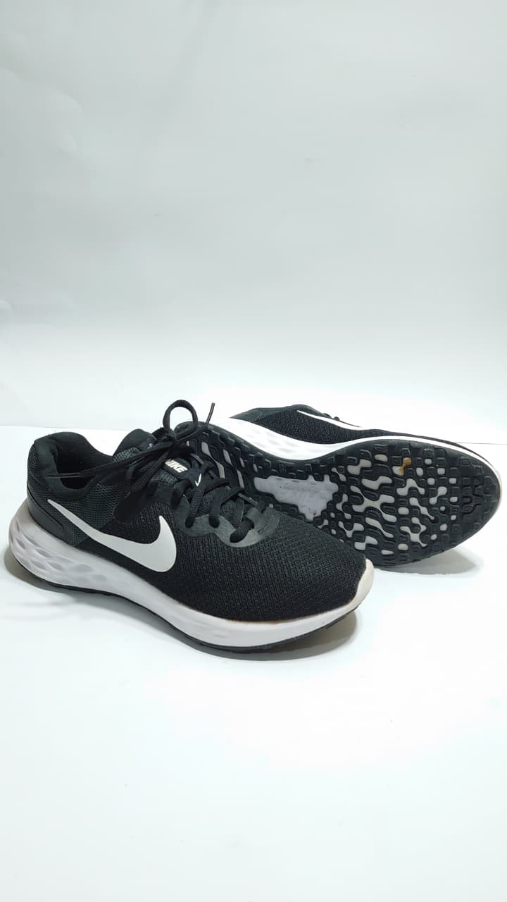 Nike Revolution 6 Next Nature