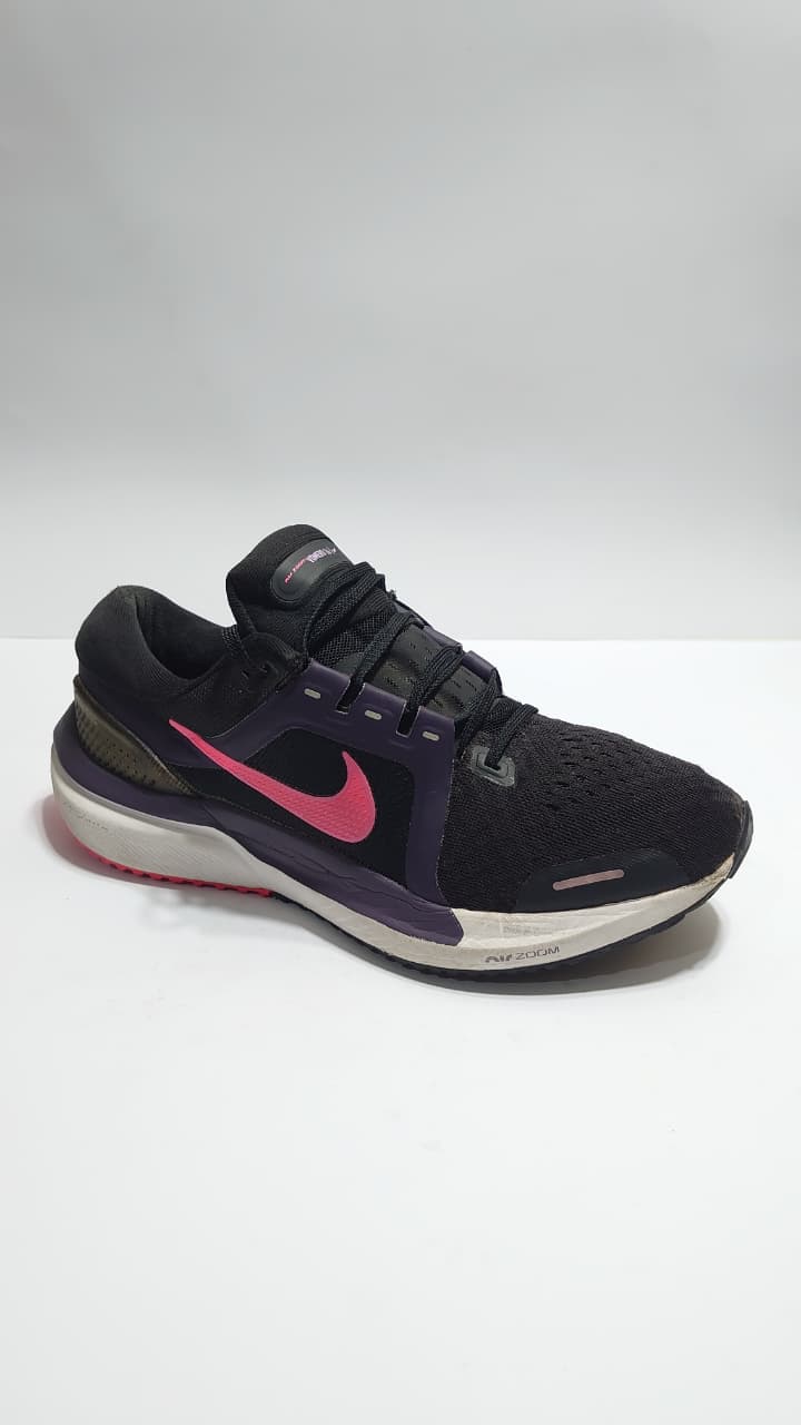 Nike Air Zoom Vomero 16